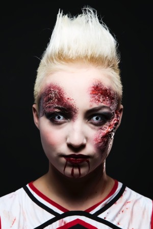 Halloween Zombie Make Up Maske. Fotograf: Richard Schnabler, Visagistin und Stylistin: Entire Beauty | Nadja Maisl, 2013, Salzburg