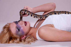 Schlangen Extreme Make Up Fotoshooting. Visagistin und Stylistin: Entire Beauty | Nadja Maisl, 2014, Salzburg
